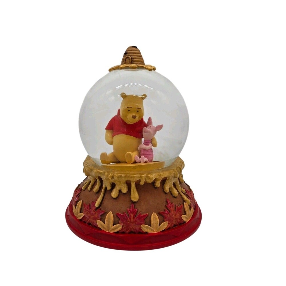 Hallmark Disney Snow Globe Winnie The Pooh Great To Bee Friends Water Globe
